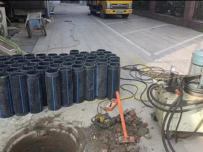 枝江PE置换管厂家 DN315置换管 非开挖管短管置换